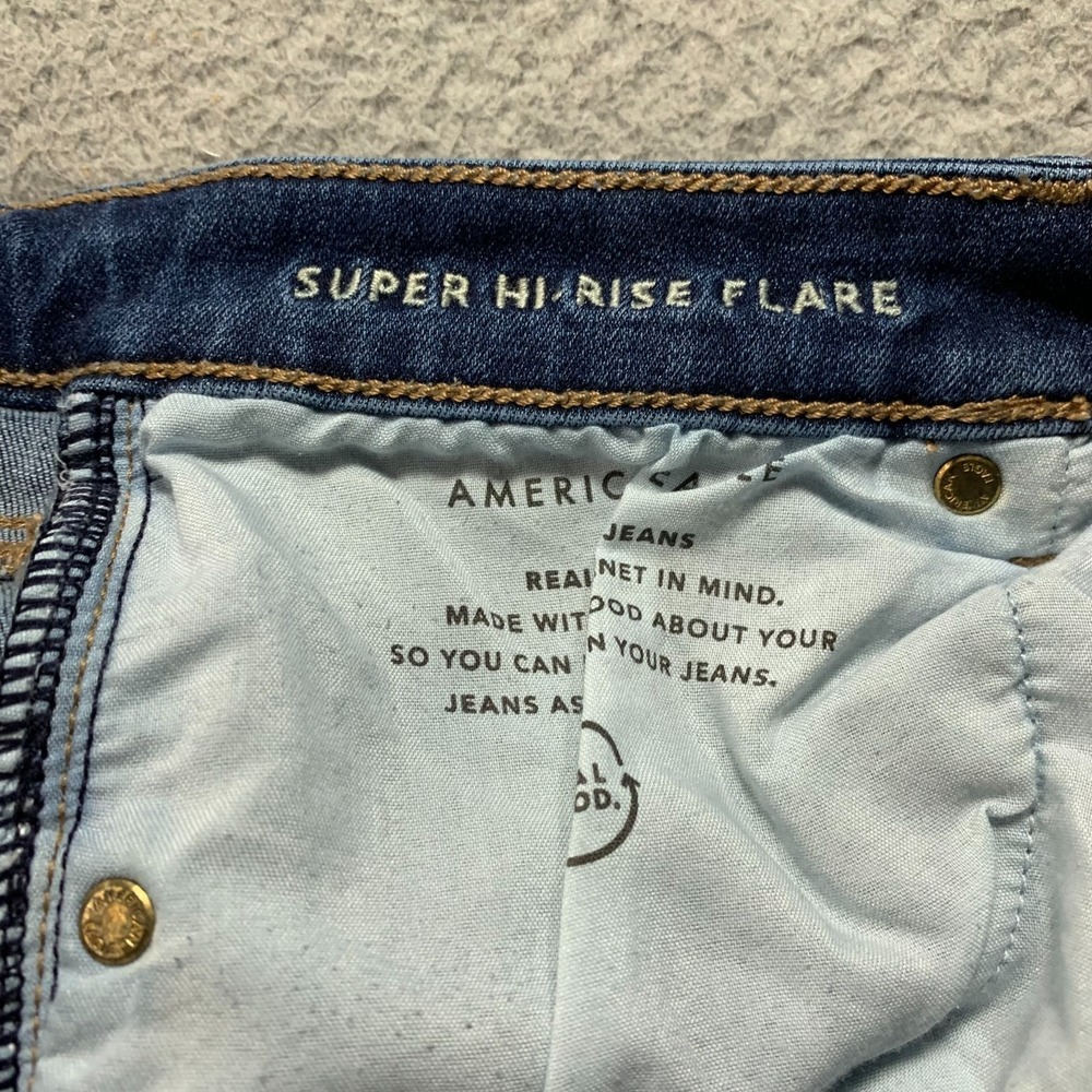 American Eagle Super Hi Rise Flare Jeans Womens Size 14 Blue 32x30 - Picture 10 of 11